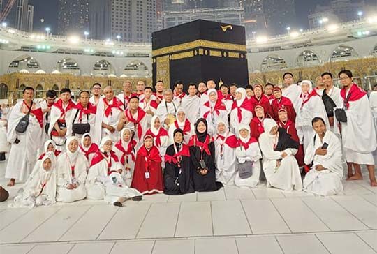 travel umroh terbaik di hana tours